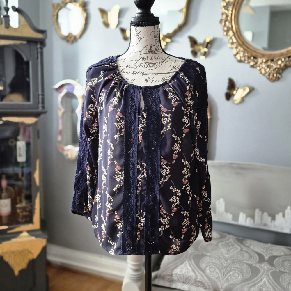 Collective Concepts Peekaboo Navy Floral Blouse Medium